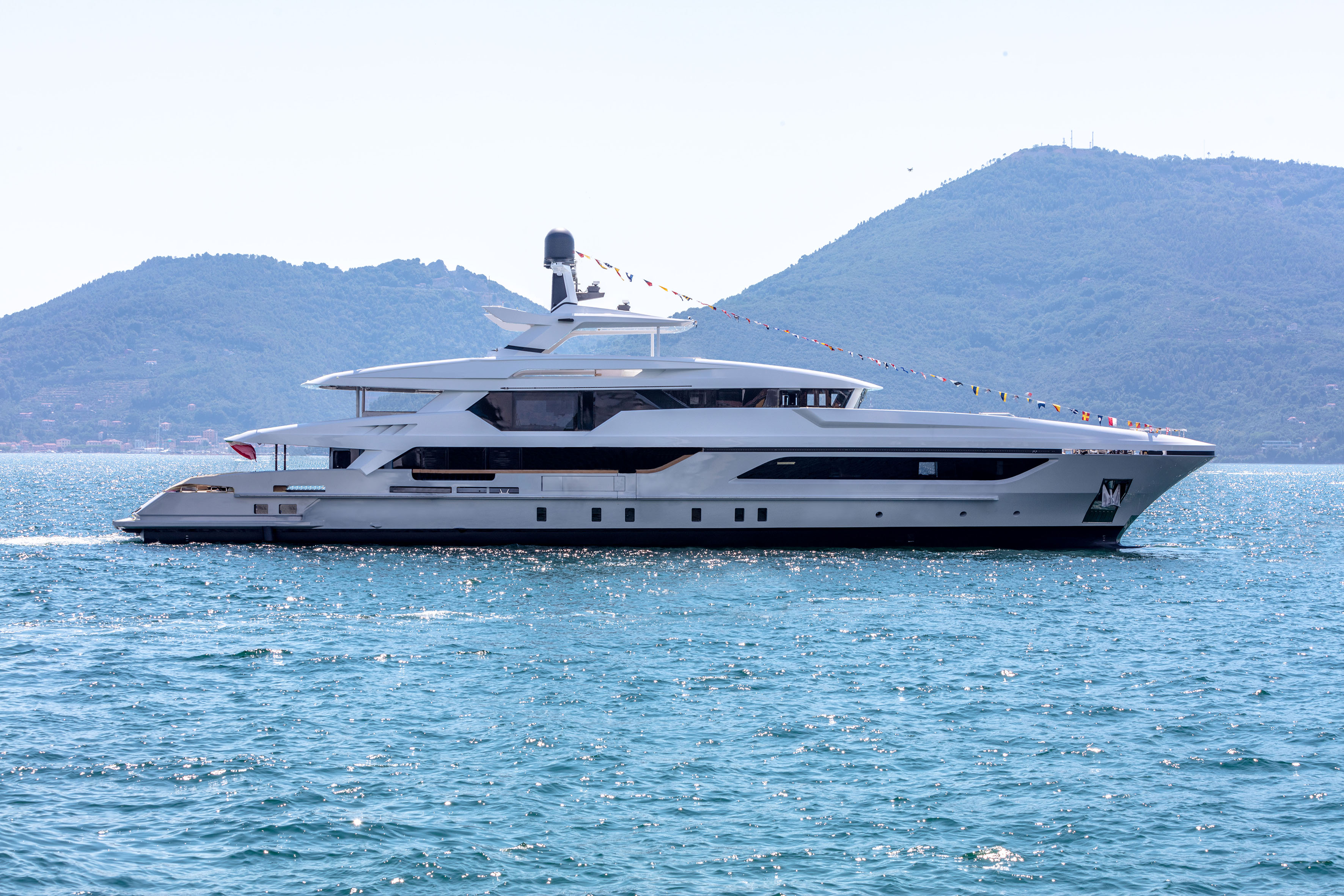 Varato ieri il nuovo yacht di lusso Baglietto 48m