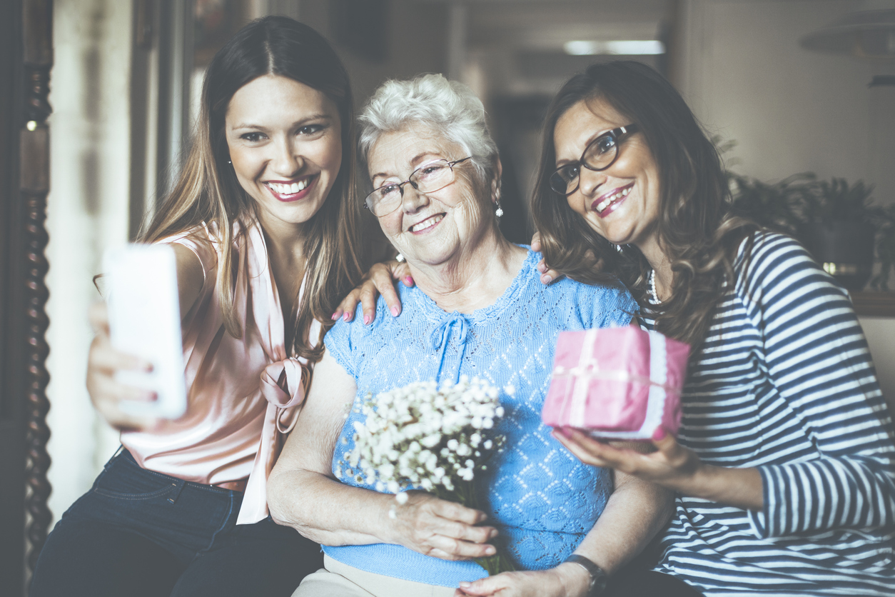 Festa dei nonni: regali e consigli