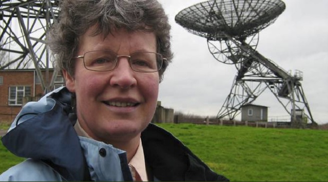 Scoprì le stelle pulsar ma il Nobel andò al suo professore, dopo 44 anni Jocelyn Bell Burnell riceve il giusto riconoscimento