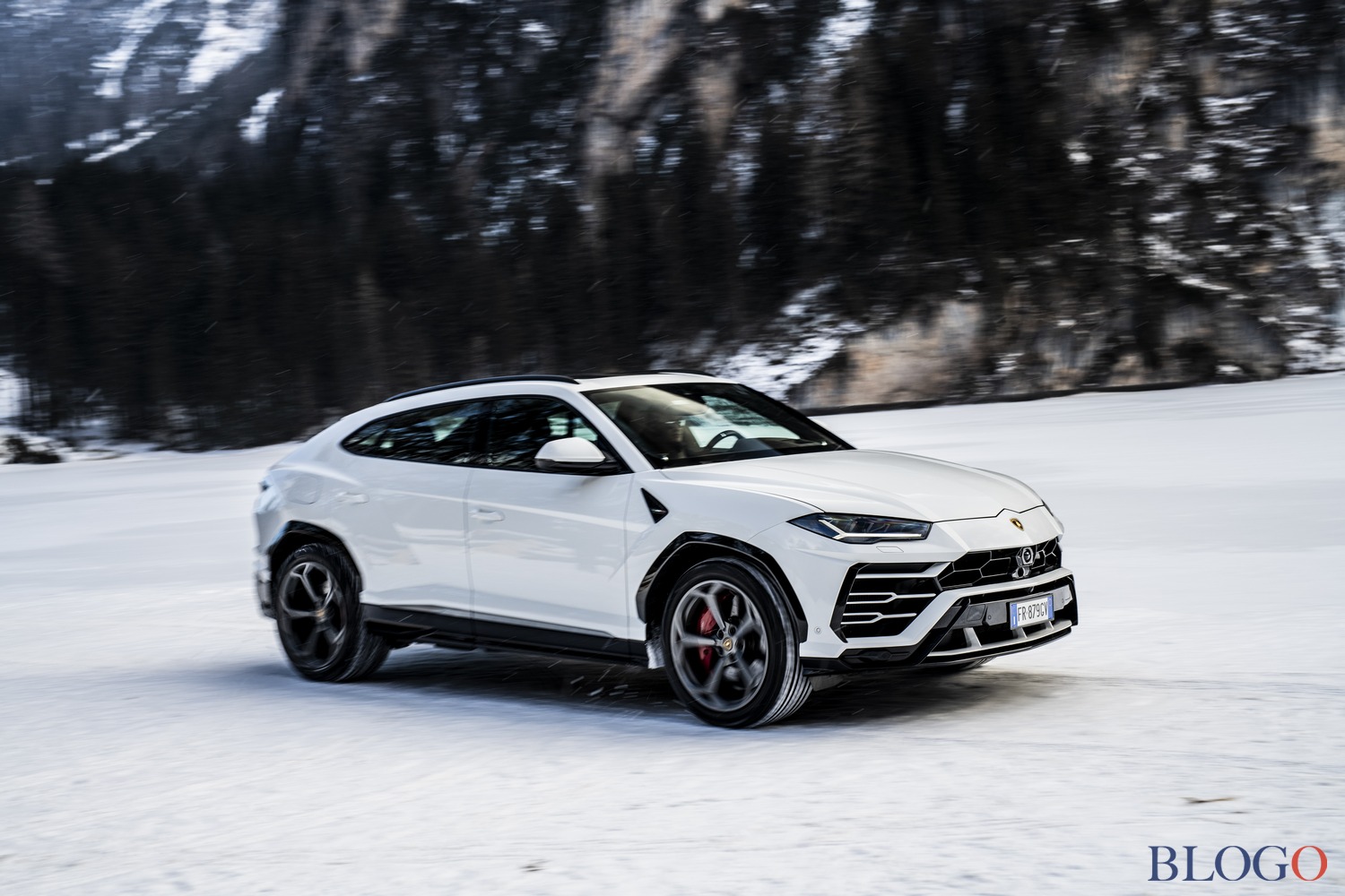 Lamborghini Urus: test drive del super SUV [Video]