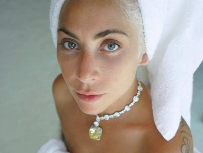 Haus Beauty: Lady Gaga lancia una linea di prodotti di bellezza