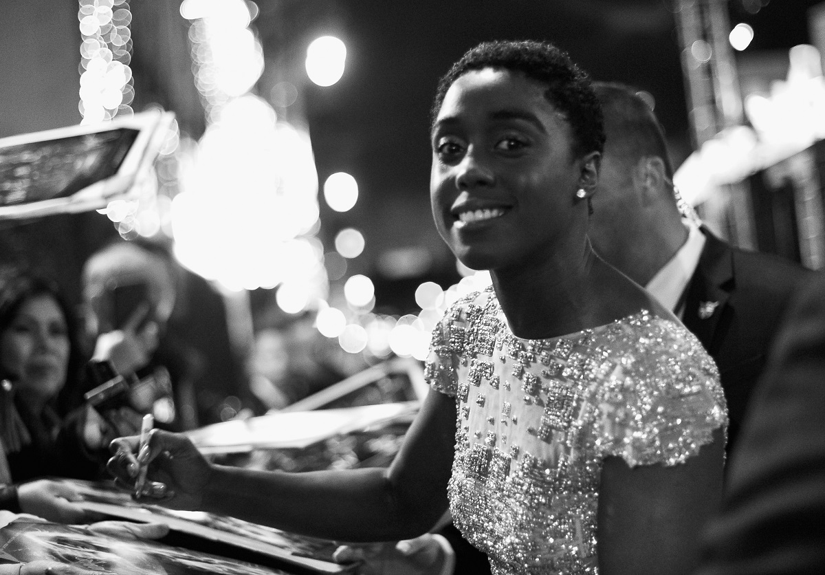 Il nuovo James Bond è donna, nera, bellissima e si chiama Lashana Lynch