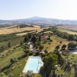 Resort di lusso con maneggio nel cuore della Toscana