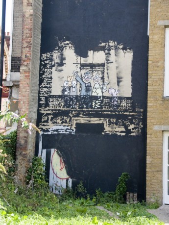 Il Banksy ricoperto ad Hackney