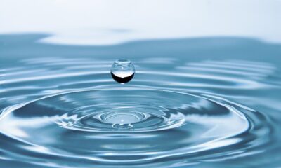 Gli esperimenti con l'acqua da fare con i bambini
