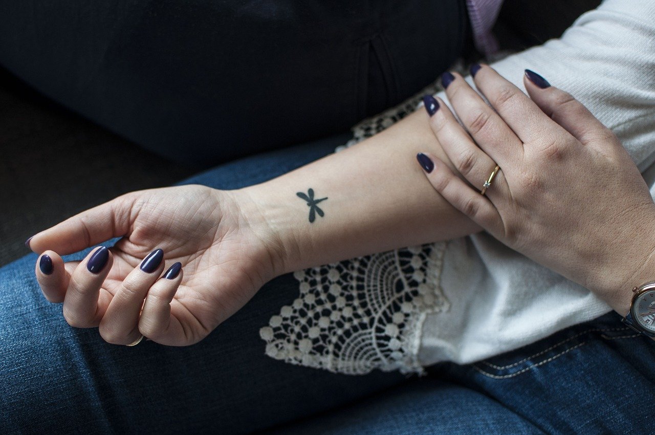 Tatuaggi tra sorelle: i più belli e per sempre