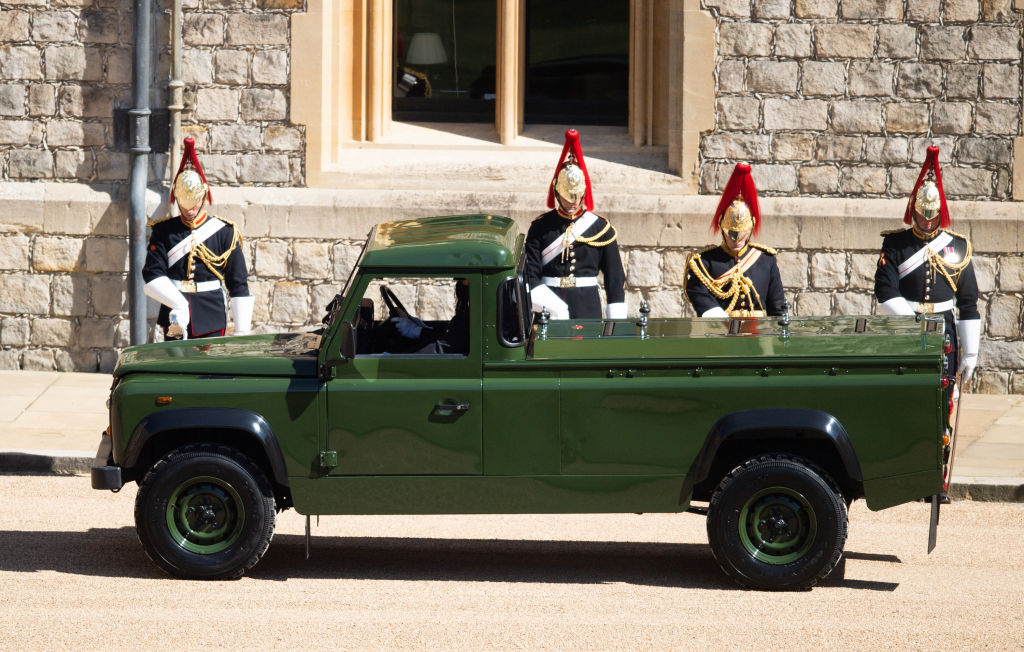 Land Rover Defender: tutto quello che devi sapere sull’auto del Principe Filippo