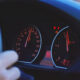 Come riconoscere le spie dell'auto