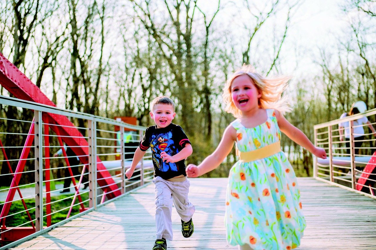 Staffette per bambini, tante idee per i giochi di movimento