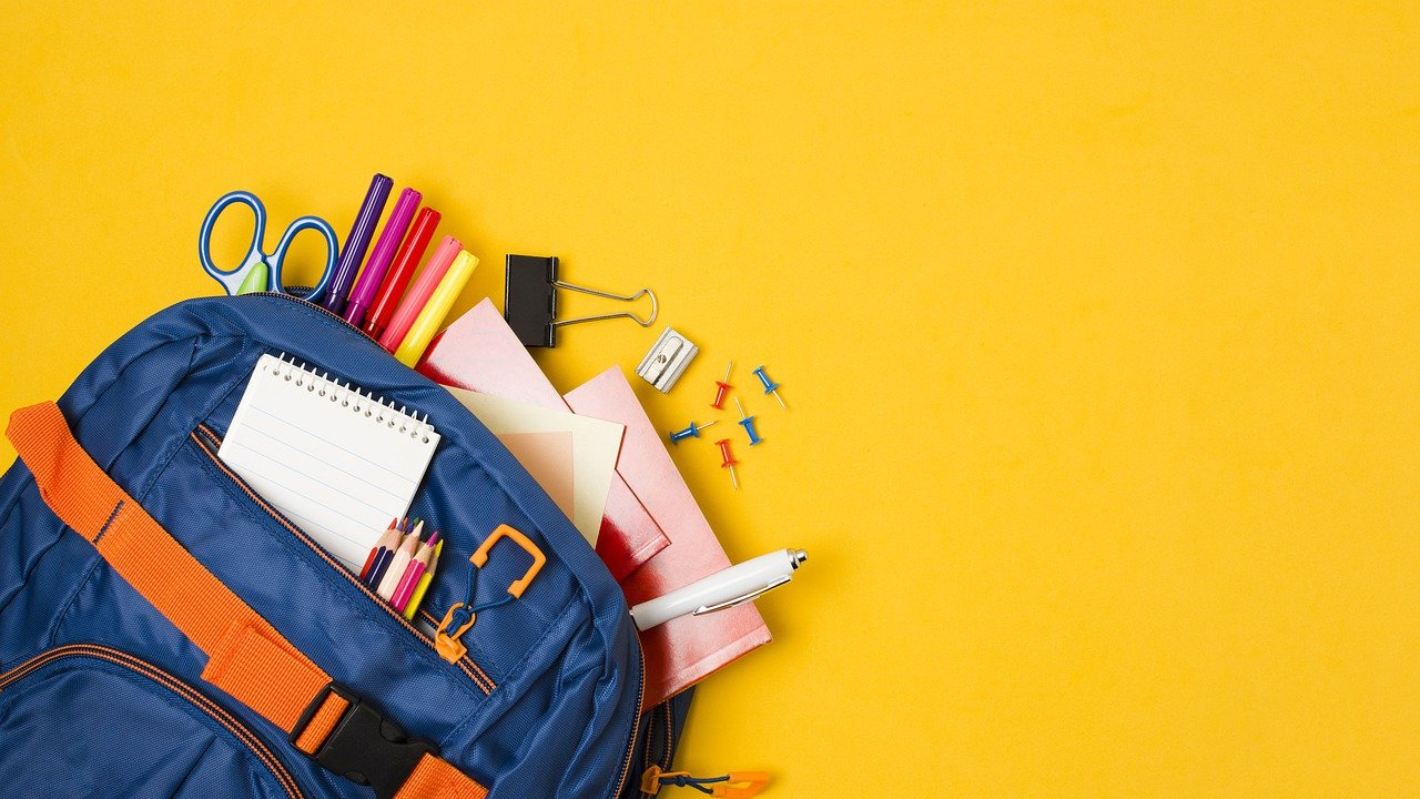 5 idee per personalizzare materiale scolastico: ecco come fare