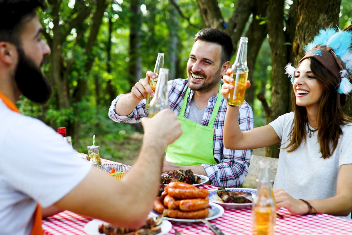 Giornata dell&#8217;amicizia: i benefici dell&#8217;avere un amico per la salute