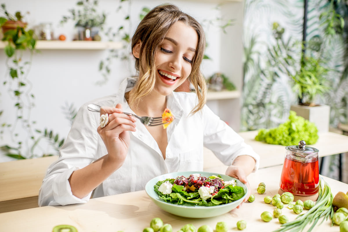 Fame nervosa: cosa è l&#8217;emotional eating e come comportarsi