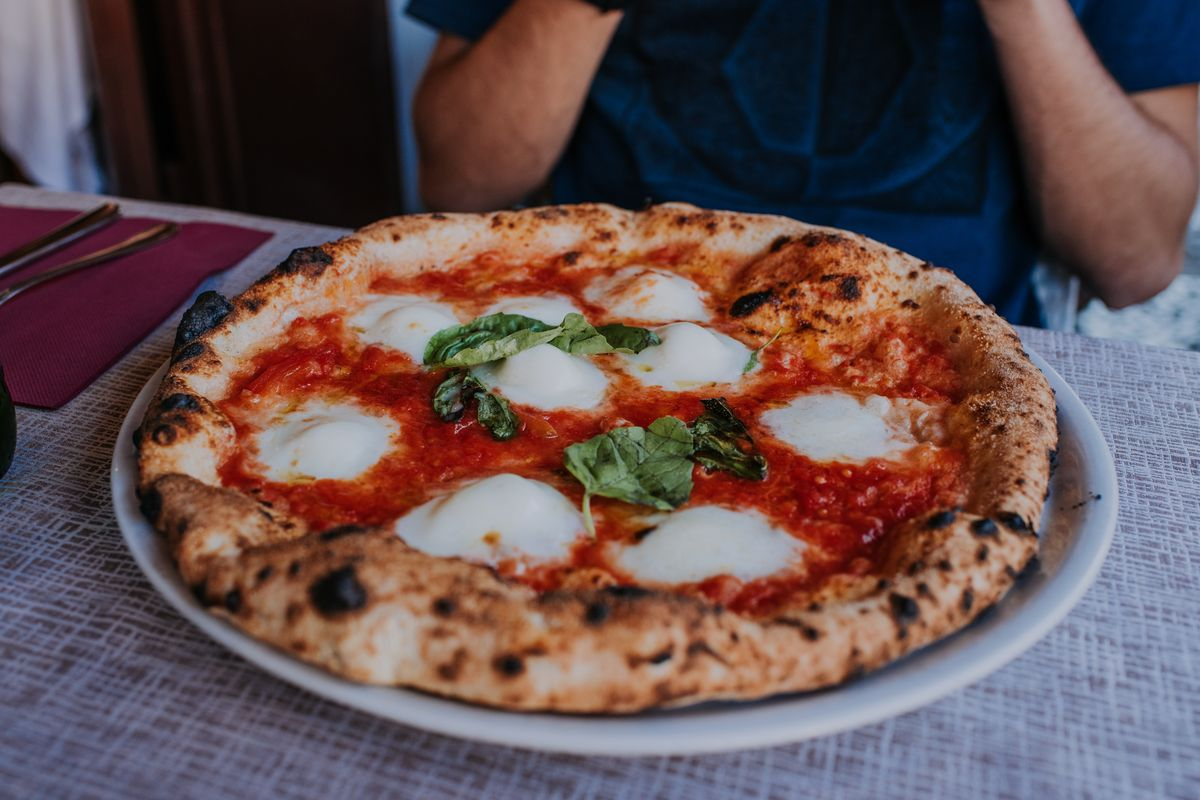 Pizza, la più buona d&#8217;Italia: dove trovarla e classifica