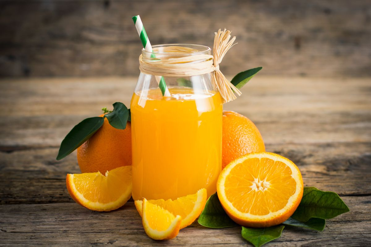 Spremuta d’arancia, piace e fa bene: benefici, proprietà e come prepararla