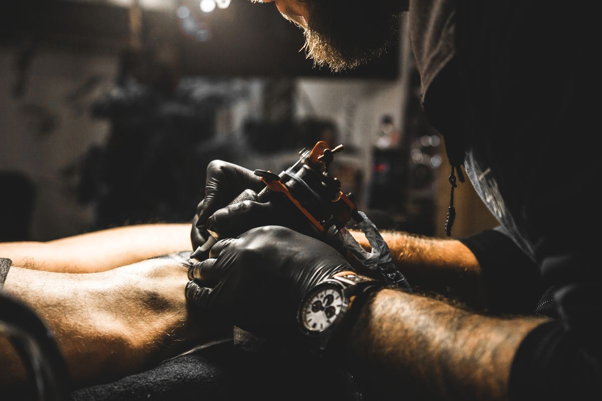 come scegliere tatuatore