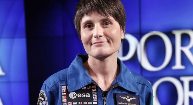 Samantha Cristoforetti è tornata dallo spazio: come si diventa astronauta come lei