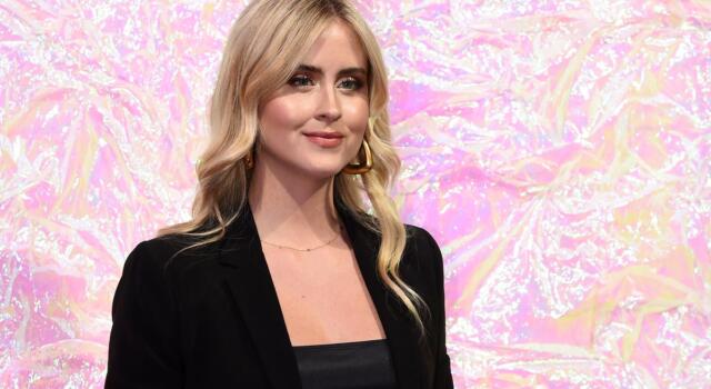 Valentina Ferragni beccata: bacio con un misterioso uomo. La foto