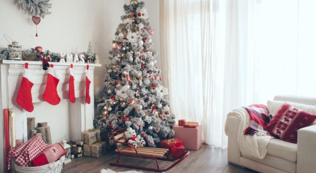 L&#8217;albero di Natale innevato fai da te