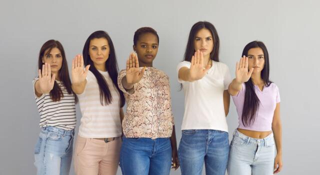 Giornata contro la violenza sulle donne: perché si celebra il 25 novembre ed eventi