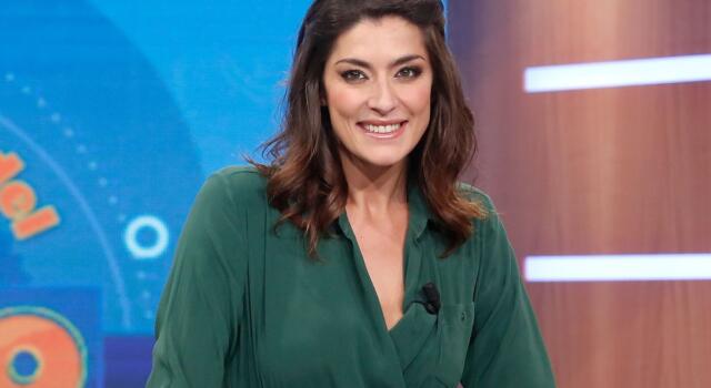 Elisa Isoardi festeggia 40 anni: da Miss Italia a Salvini fino alla tv