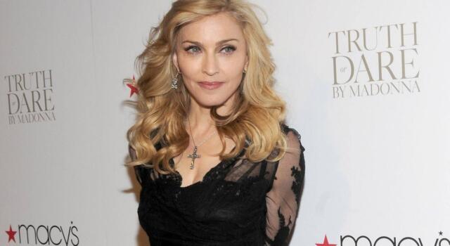 Madonna ricoverata in terapia intensiva: come sta