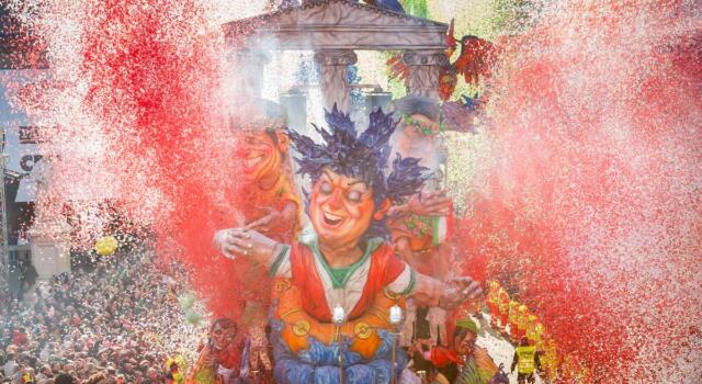 Carnevale di Viareggio 2023: date e programma