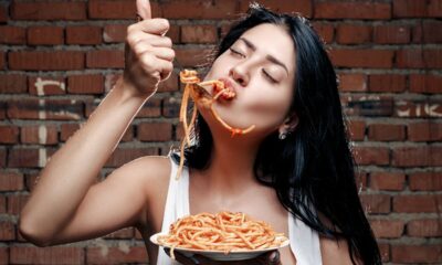 digestione la migliore posizione quando si mangia