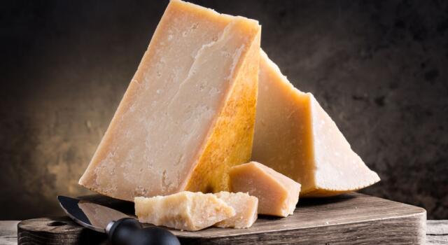 I migliori formaggi del mondo sono italiani: la classifica