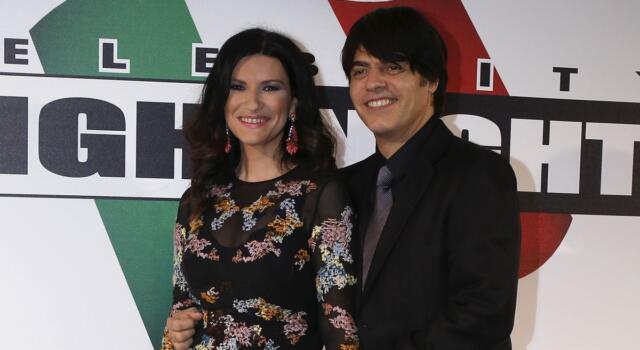 Laura Pausini e Paolo Carta: matrimonio con fedi nere. Il significato