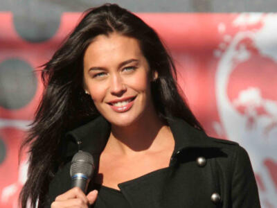 Megan Gale: “Non ho bisogno della chirurgia estetica. Ingannata in Vacanze di Natale”