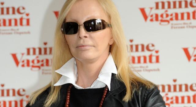 Patty Pravo: &#8220;5 mariti, le droghe provate. Vi svelo come nasce il mio nome&#8230;&#8221;