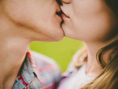Giornata internazionale del bacio: immagini e frasi da mandare