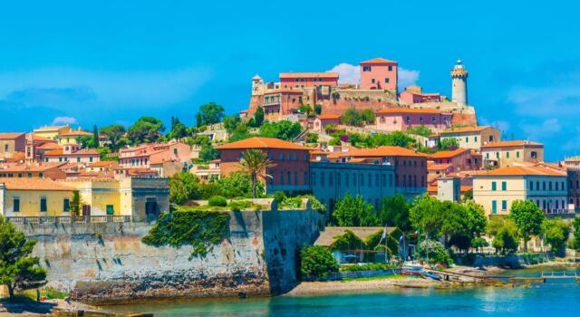 Un&#8217;estate all&#8217;Isola d&#8217;Elba: location, trama, cast, trailer e curiosità
