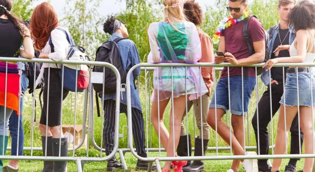 Concerti a Campovolo: scoppia la polemica sulle regole (non ufficiali) per mettersi in fila