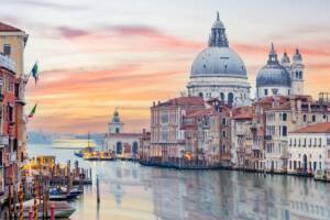 Per entrare a Venezia bisognerà pagare un ticket: la novità sarà attiva dal 2024