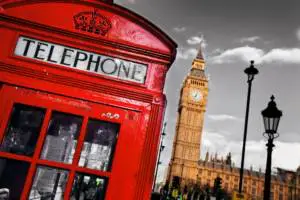 L'identità di Banksy sta per essere rivelata: l'artista è atteso in tribunale a Londra