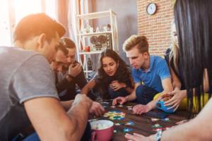 5 idee divertenti per trascorrere il Natale con gli amici