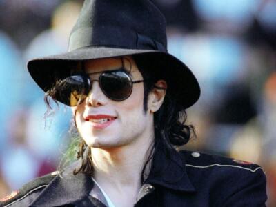 Man in the Mirror di Michael Jackson: il significato, il testo e la traduzione della canzone