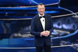 Amadeus svela il cast “galleggiante” di Sanremo: chi sarà sulla nave da crociera