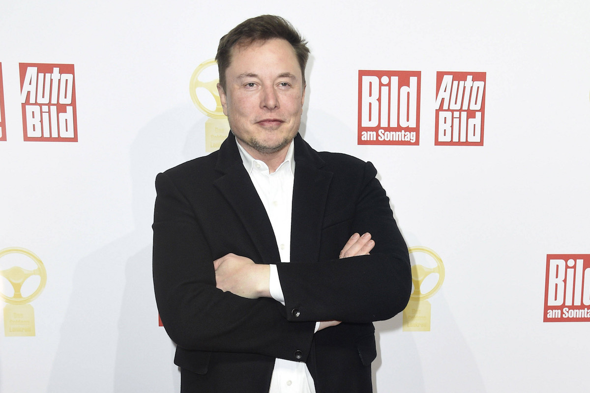 Cos'è Neuralink: il chip studiato da Elon Musk è stato impiantato sul primo essere umano