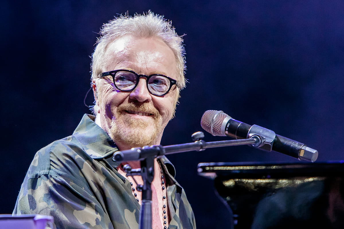 Gloria di Umberto Tozzi, il significato: 'La mattina nasce il sole, entra odio ed esce amore'