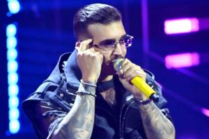 Il significato di I p' me tu p' te, la canzone di Geolier a Sanremo 2024