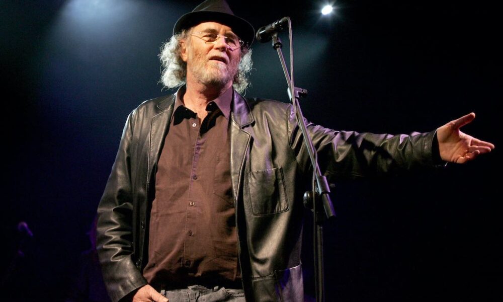 La donna cannone di Francesco De Gregori, il significato: 'Per le mani