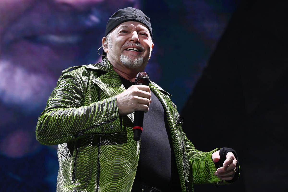 Vasco Rossi: il significato e la storia del suo primo singolo Jenny/Silvia del 1977