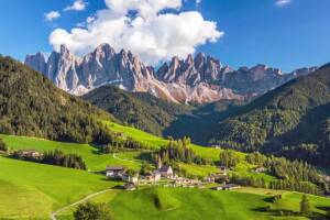 Proverbi trentini in dialetto con traduzione in italiano