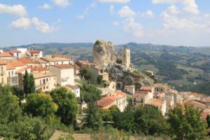 Proverbi molisani in dialetto con traduzione in italiano