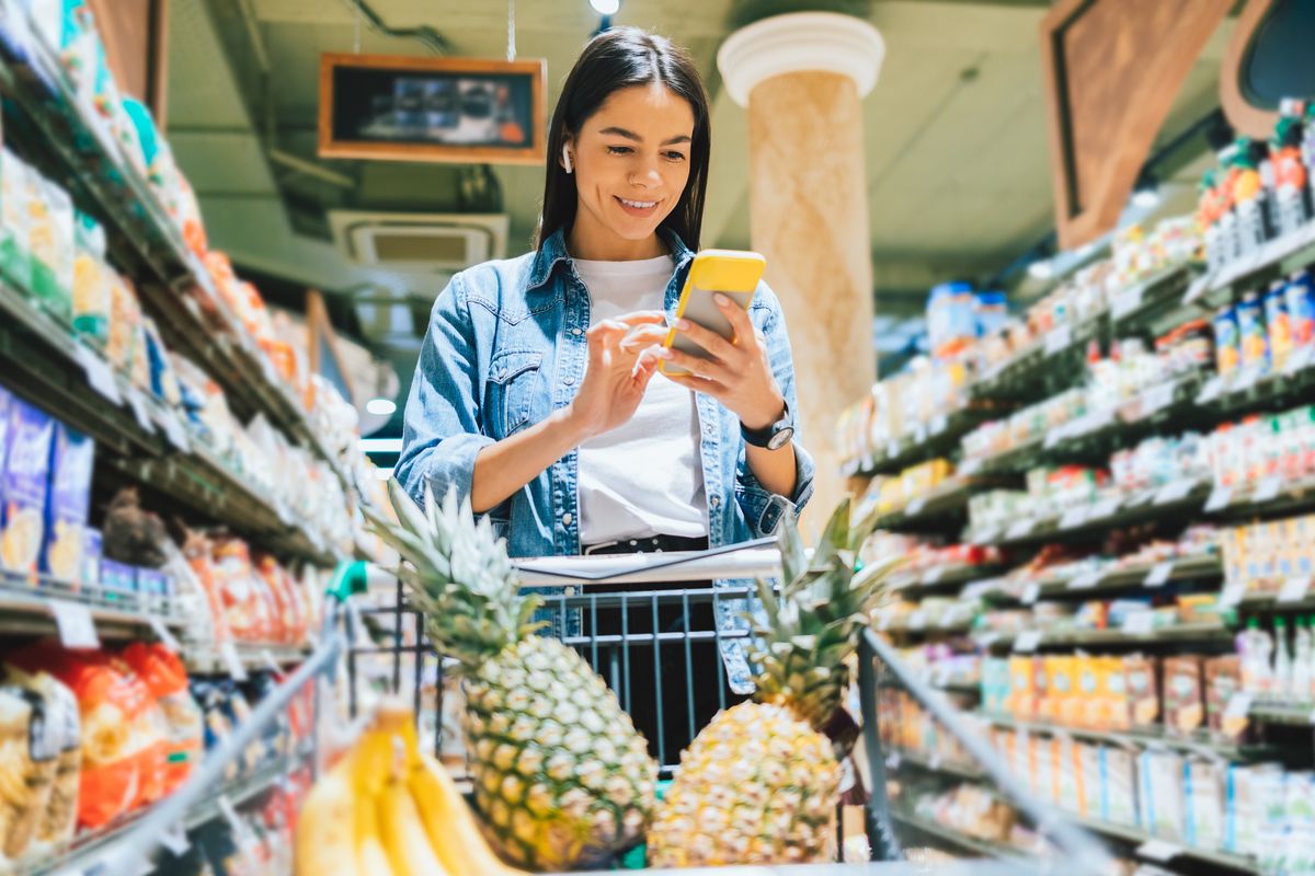 Ananas nel carrello per trovare l'anima gemella: siamo sicuri che sia una nuova tendenza?