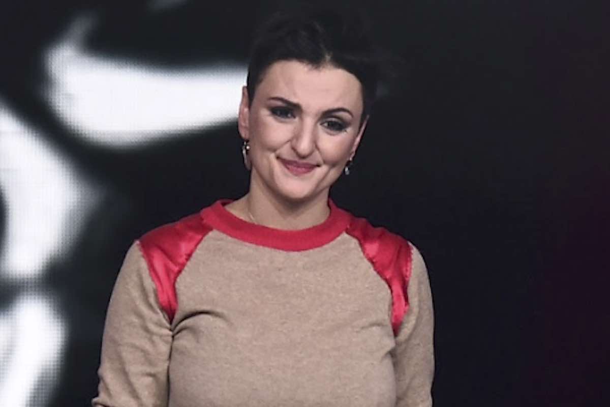 Canta ancora di Arisa, il significato della colonna sonora del film Il ragazzo dai pantaloni rosa