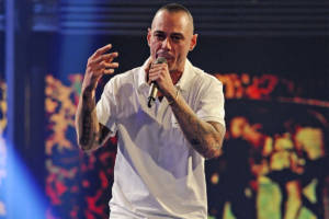 Fabri Fibra: le frasi più belle tratte dalle sue canzoni