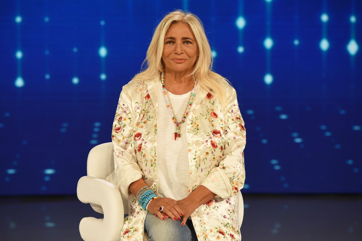 Auto Mara Venier: la conduttrice sceglie la comodità, ma non rinuncia alle grandi prestazioni